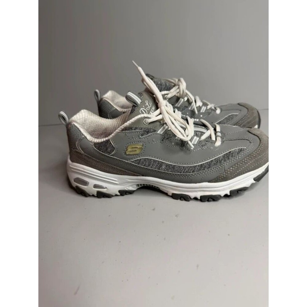Skechers D’Lites Me Time Sneakers Women Size 9.5 Gray White Chunky Dad Shoe
